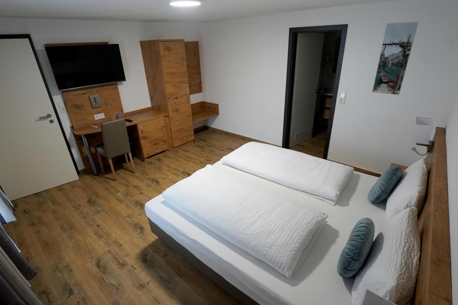 Hotel 7 Winden Spaichingen Екстер'єр фото